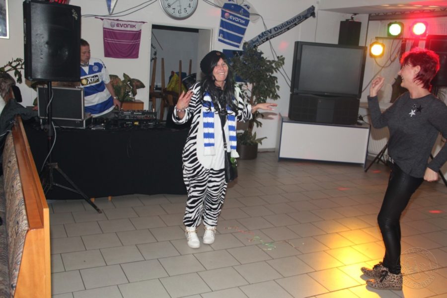 Download Bilder von der "After-Zug-Party" 2018